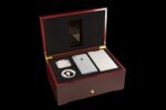 iPhone 8 Platinum box scaled 1.jpg